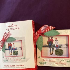 Hallmark Keepsake 'Tis the Season for Family Ornament 2014